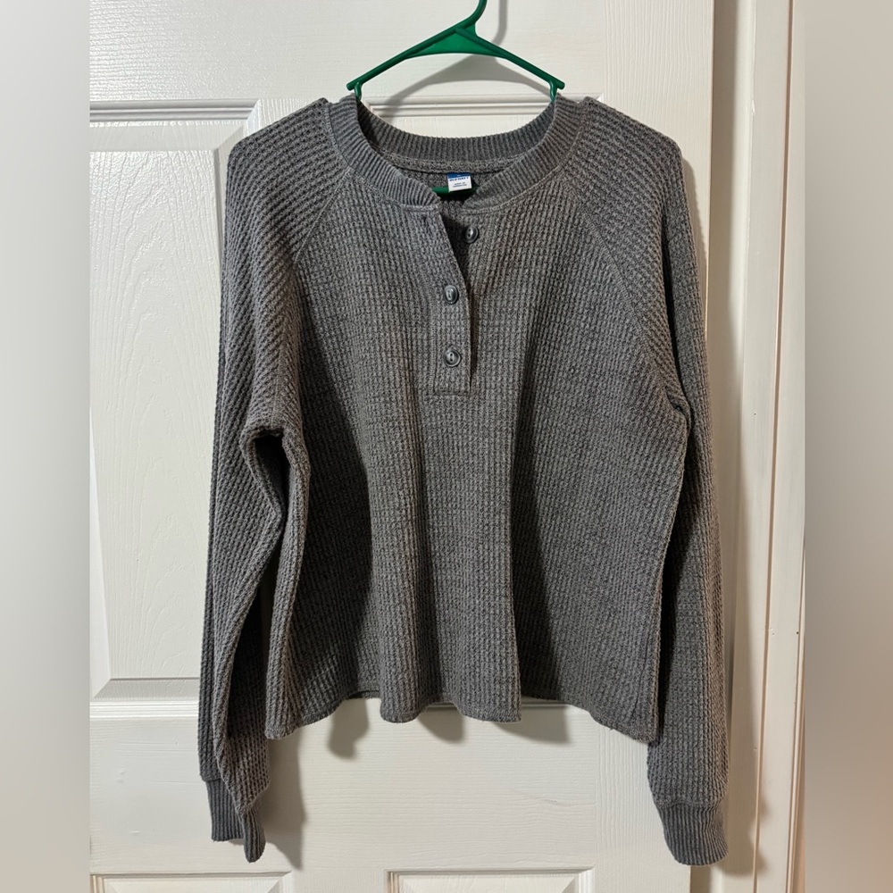 Old Navy Women’s Gray Ribbed Henley Sweatshirt